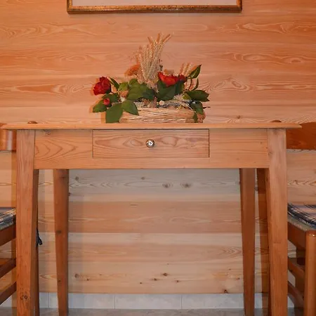 Arvinei Hotel apartamentowy 3*