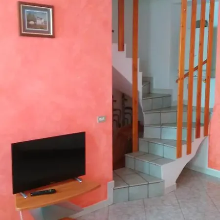 Hotel apartamentowy Arvinei 3*