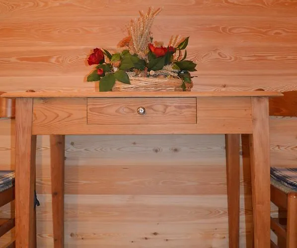 Arvinei Aparthotel 3*