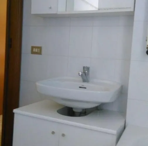 Arvinei Lägenhetshotell 3*